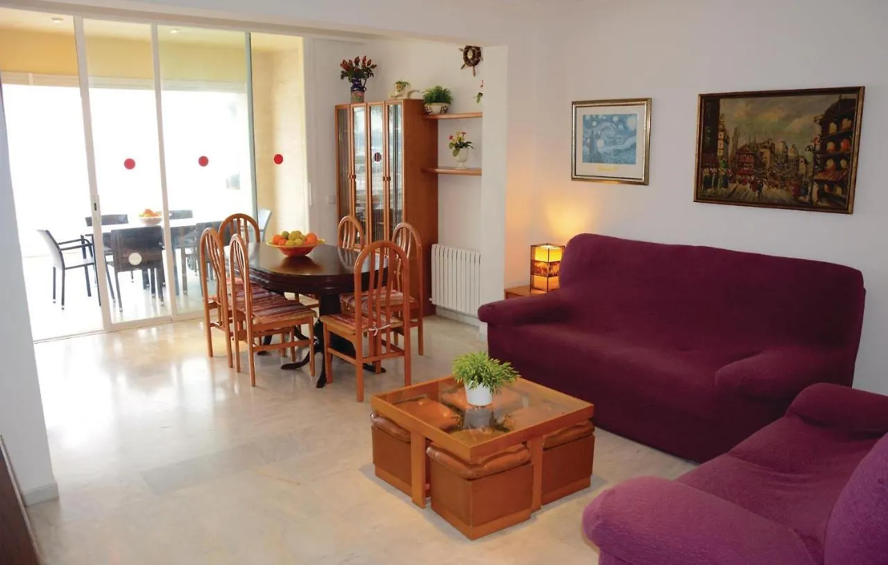 3 Bedroom Beautiful Apartment In Port de Pollença
